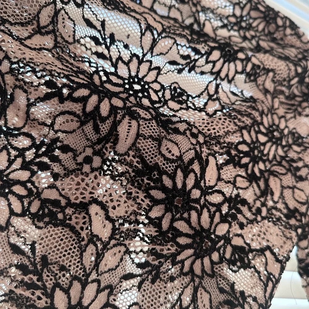 Windsor Lace Tie-Front Long Sleeve Top - Picture 4 of 5
